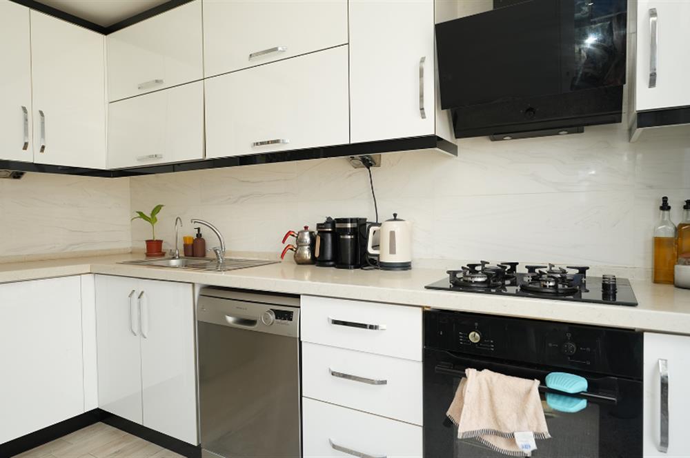 C21 Cius; Gemlik Hisar’da Önü Kapanmaz Full Deniz Manzaralı Masrafsız 2+1