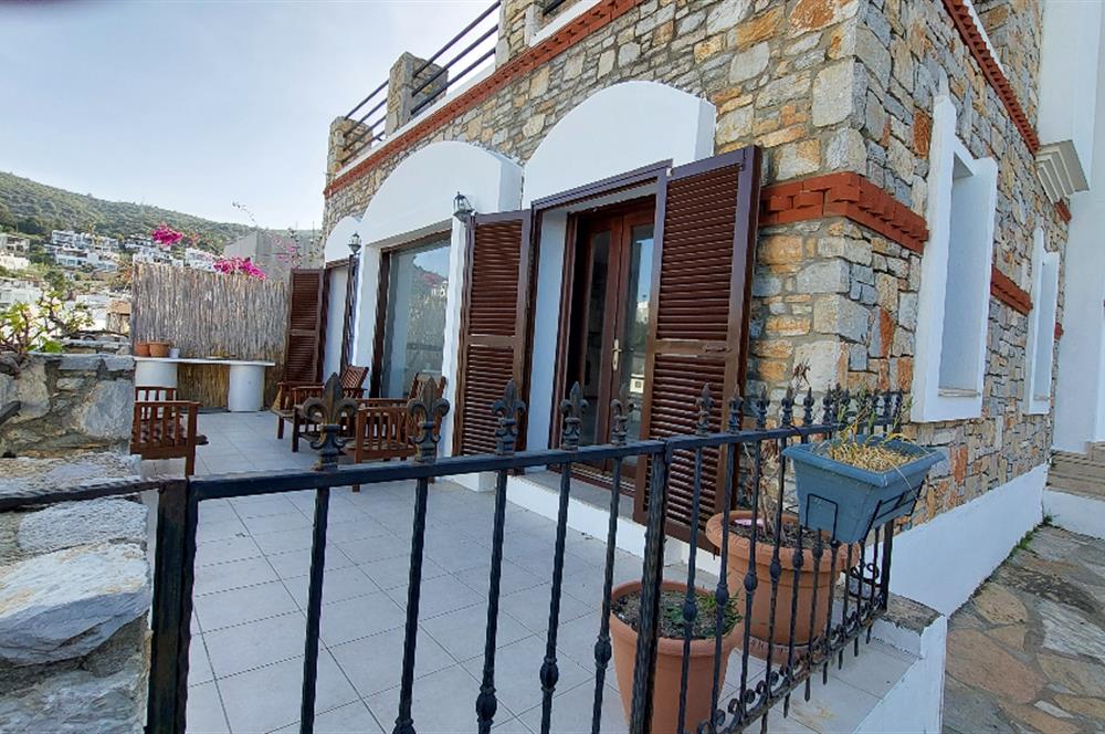 Bodrum Kumbahçe'de Kiralık 3+1 dubleks villa