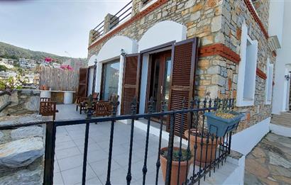 Bodrum Kumbahçe'de Kiralık 3+1 dubleks villa