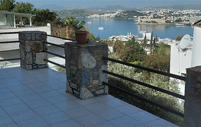 Bodrum Kumbahçe'de Kiralık 3+1 dubleks villa
