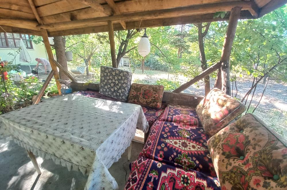 712 m2 ARSA ve MEYVE AĞAÇLARI İÇİNDE 3+1,140m2,DOĞALGAZ KOMBİLİ