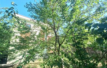712 m2 ARSA ve MEYVE AĞAÇLARI İÇİNDE 3+1,140m2,DOĞALGAZ KOMBİLİ