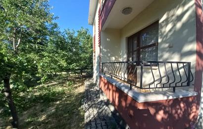 712 m2 ARSA ve MEYVE AĞAÇLARI İÇİNDE 3+1,140m2,DOĞALGAZ KOMBİLİ
