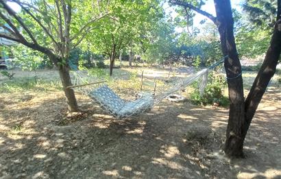 712 m2 ARSA ve MEYVE AĞAÇLARI İÇİNDE 3+1,140m2,DOĞALGAZ KOMBİLİ
