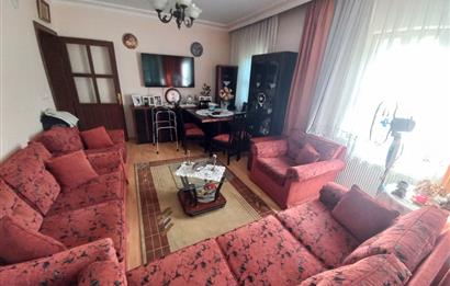 712 m2 ARSA ve MEYVE AĞAÇLARI İÇİNDE 3+1,140m2,DOĞALGAZ KOMBİLİ