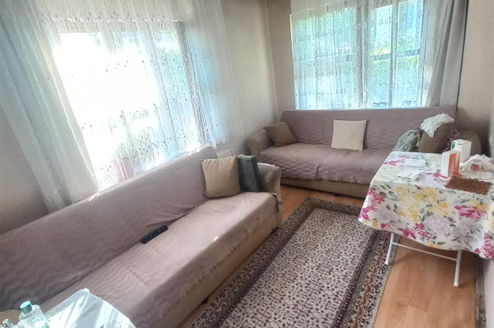 712 m2 ARSA ve MEYVE AĞAÇLARI İÇİNDE 3+1,140m2,DOĞALGAZ KOMBİLİ