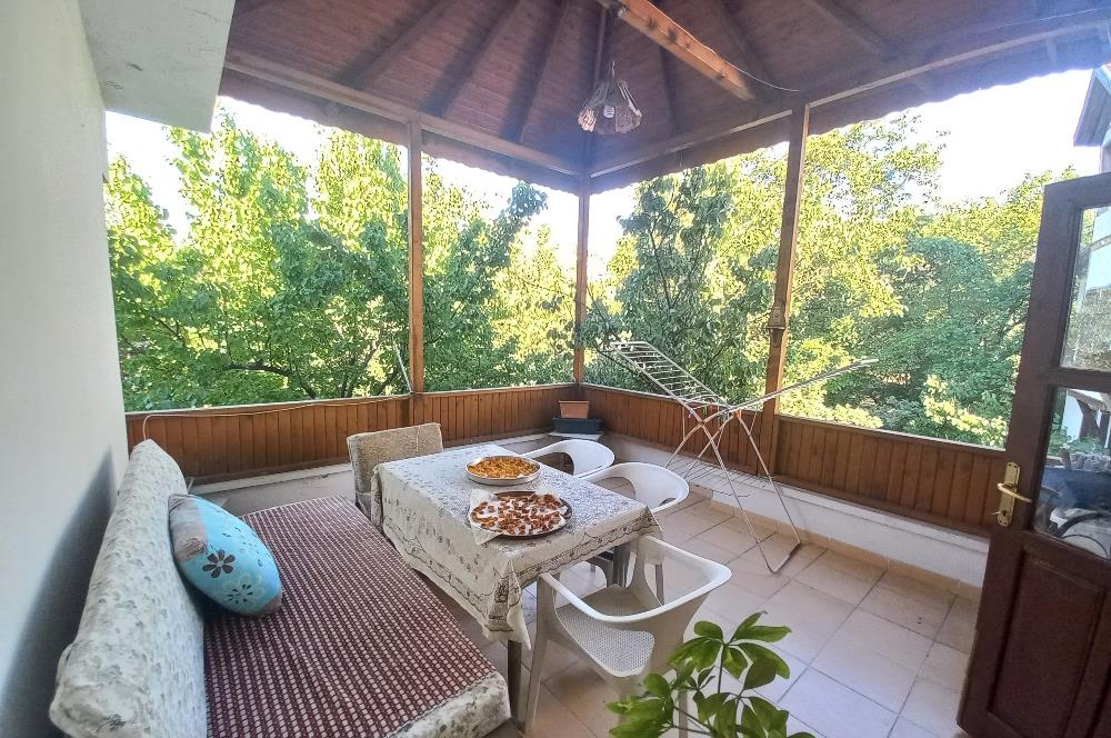 712 m2 ARSA ve MEYVE AĞAÇLARI İÇİNDE 3+1,140m2,DOĞALGAZ KOMBİLİ