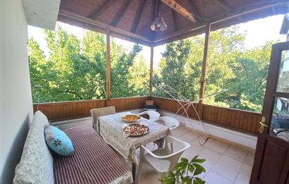 712 m2 ARSA ve MEYVE AĞAÇLARI İÇİNDE 3+1,140m2,DOĞALGAZ KOMBİLİ