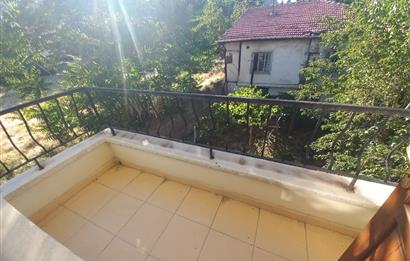 712 m2 ARSA ve MEYVE AĞAÇLARI İÇİNDE 3+1,140m2,DOĞALGAZ KOMBİLİ
