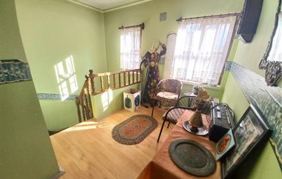 712 m2 ARSA ve MEYVE AĞAÇLARI İÇİNDE 3+1,140m2,DOĞALGAZ KOMBİLİ
