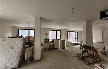 TANJANT KONUMLU BİRÇOK İŞLETMEYE UYGUN FIRSAT FiYATLI DÜKKAN