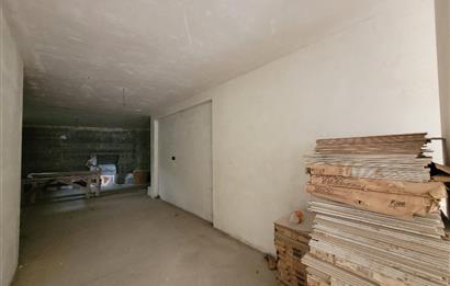 TANJANT KONUMLU BİRÇOK İŞLETMEYE UYGUN FIRSAT FiYATLI DÜKKAN