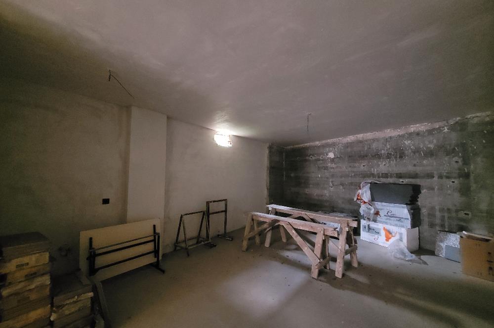 TANJANT KONUMLU BİRÇOK İŞLETMEYE UYGUN FIRSAT FiYATLI DÜKKAN