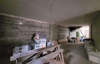 TANJANT KONUMLU BİRÇOK İŞLETMEYE UYGUN FIRSAT FiYATLI DÜKKAN