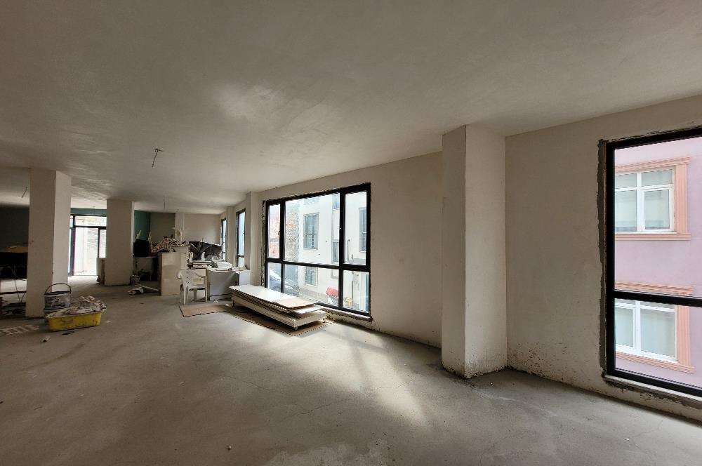 TANJANT KONUMLU BİRÇOK İŞLETMEYE UYGUN FIRSAT FiYATLI DÜKKAN