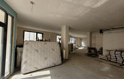 TANJANT KONUMLU BİRÇOK İŞLETMEYE UYGUN FIRSAT FiYATLI DÜKKAN