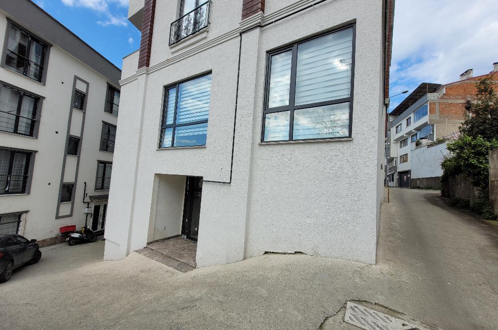 TANJANT KONUMLU BİRÇOK İŞLETMEYE UYGUN FIRSAT FiYATLI DÜKKAN