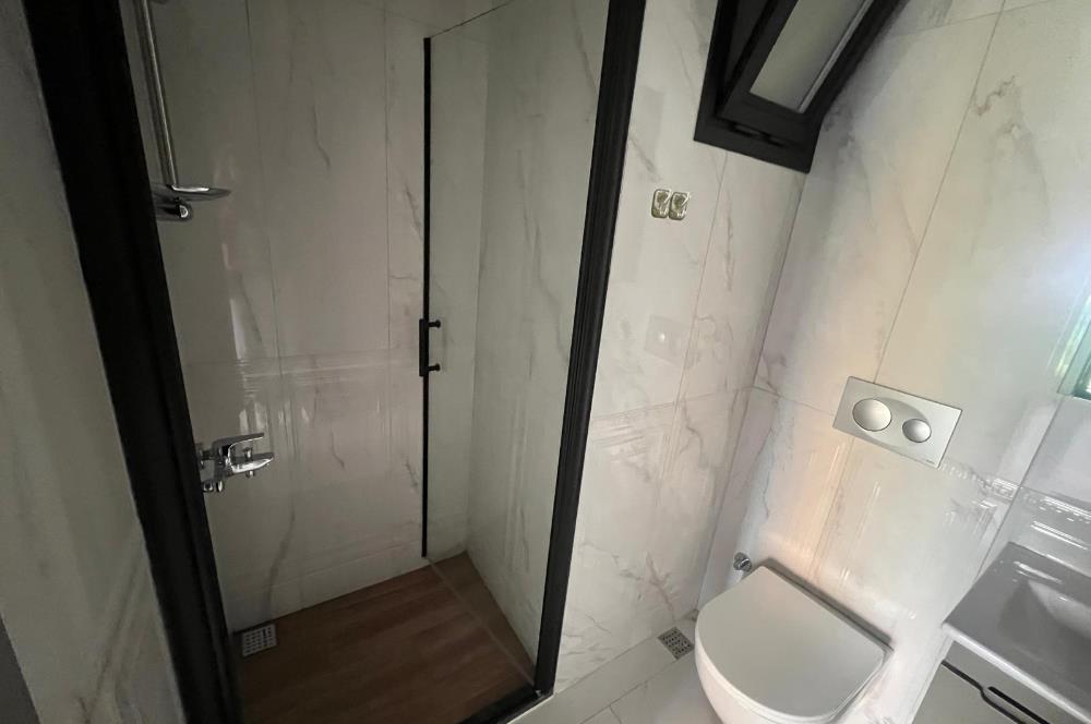 Gaziemir Ulka Beyaz Sitesi Kiralık 3+1 Bahçeli Daire