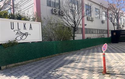 Gaziemir Ulka Beyaz Sitesi Kiralık 3+1 Bahçeli Daire