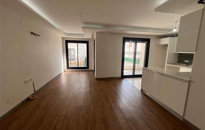 Gaziemir Ulka Beyaz Sitesi Kiralık 3+1 Bahçeli Daire