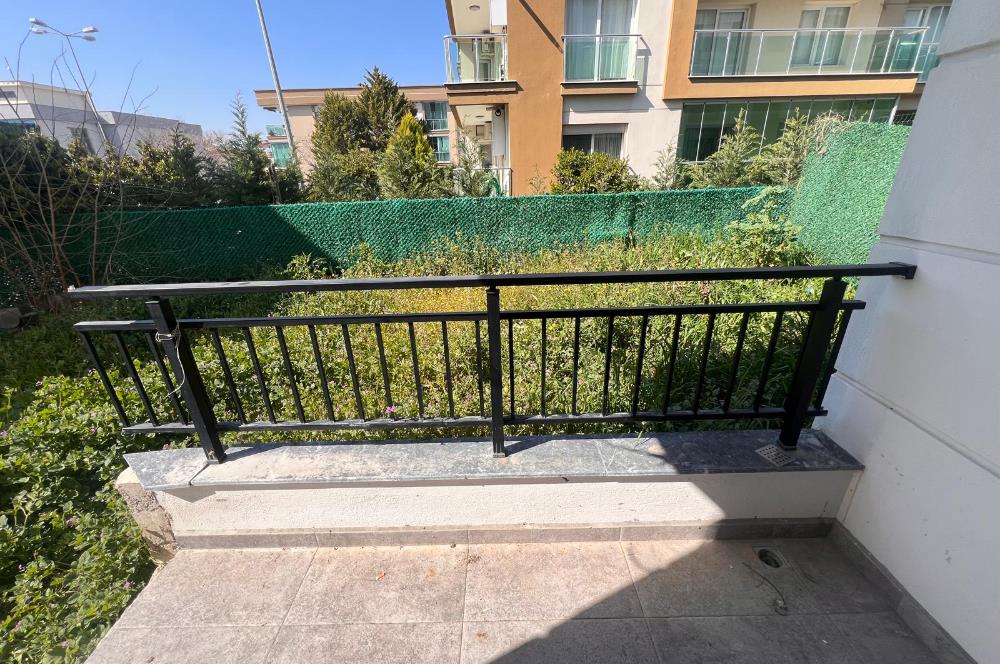 Gaziemir Ulka Beyaz Sitesi Kiralık 3+1 Bahçeli Daire