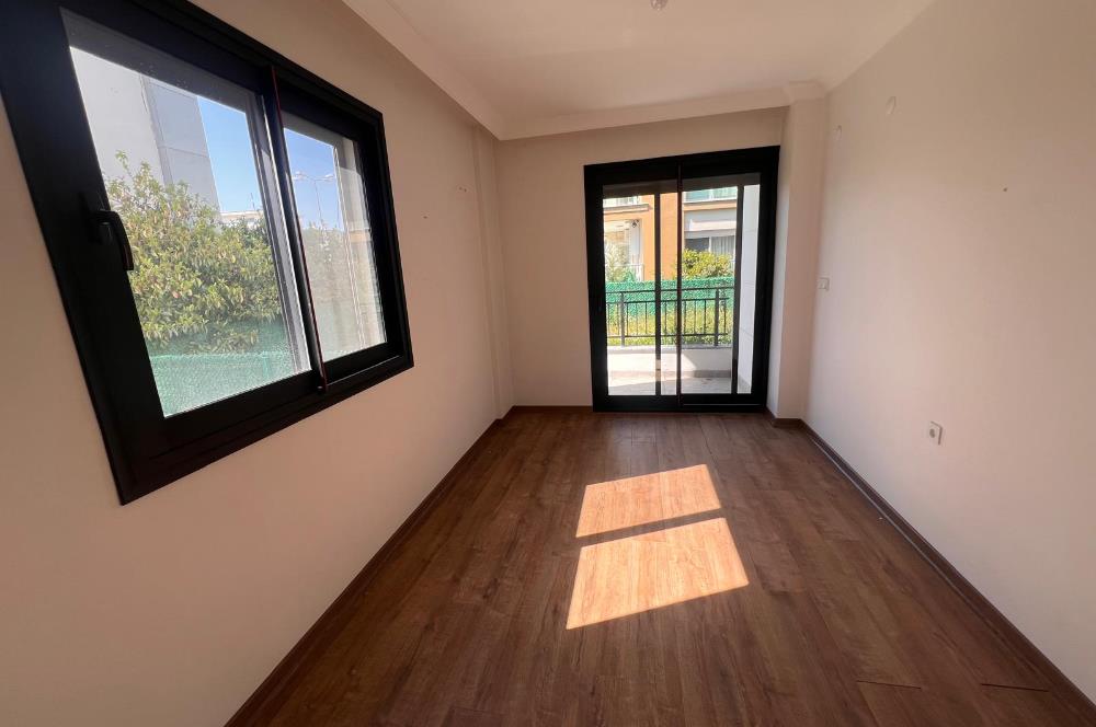 Gaziemir Ulka Beyaz Sitesi Kiralık 3+1 Bahçeli Daire