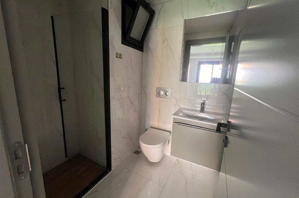 Gaziemir Ulka Beyaz Sitesi Kiralık 3+1 Bahçeli Daire