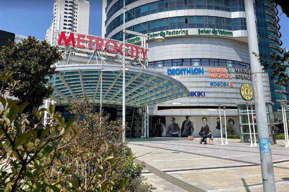 Bankadan Satılık Spor Salonu Kiracılı AVM Katı