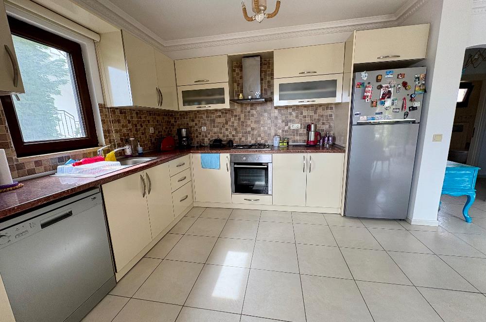 Bodrum Gündoğan Kiralık Tatil Evi | Deniz Manzaralı, Plaja Yürüme Mesafesinde, Özel Bahçeli Lüks Dubleks