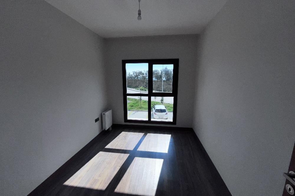 Gemlik Cihatlı TOKİ'de Kiralık 2+1 Batı Cephe Daire