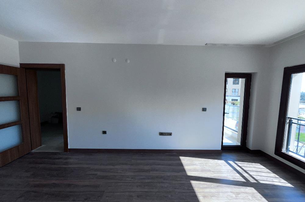 Gemlik Cihatlı TOKİ'de Kiralık 2+1 Batı Cephe Daire