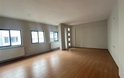 CENTURY 21 UZMAN DAN MERKEZ KONUMLU KİRALIK OFİS ve OFİSLER