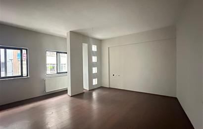 CENTURY 21 UZMAN DAN MERKEZ KONUMLU KİRALIK OFİS ve OFİSLER