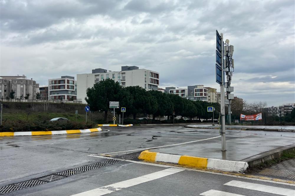 PENDİK YENİŞEHİR'DE SATILIK İŞ YERİ