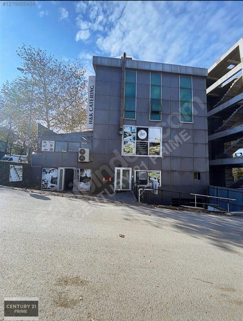 Ferhatpaşa Cadde Üzeri Depolamaya Uygun Kiralık İşyeri
