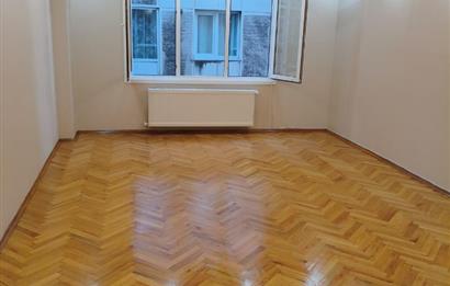 ATATÜRK MAHALLESİNDE İÇİ YAPILMIŞ 3+1 GENİŞ DAİRE