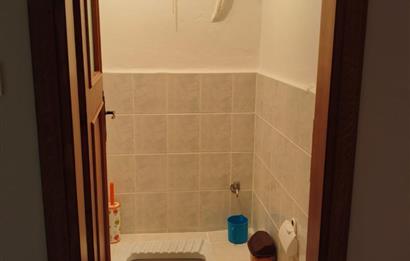 ATATÜRK MAHALLESİNDE İÇİ YAPILMIŞ 3+1 GENİŞ DAİRE