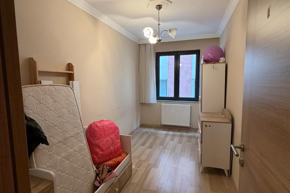 ümraniye atatürk mahallesi 2+1 satılık daire