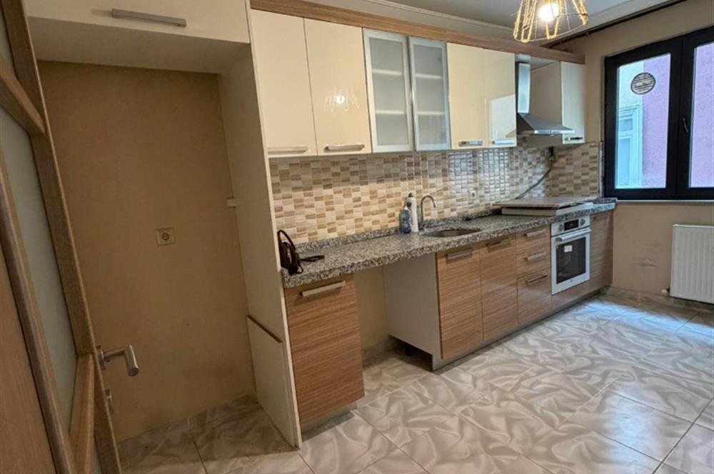 ümraniye atatürk mahallesi 2+1 satılık daire