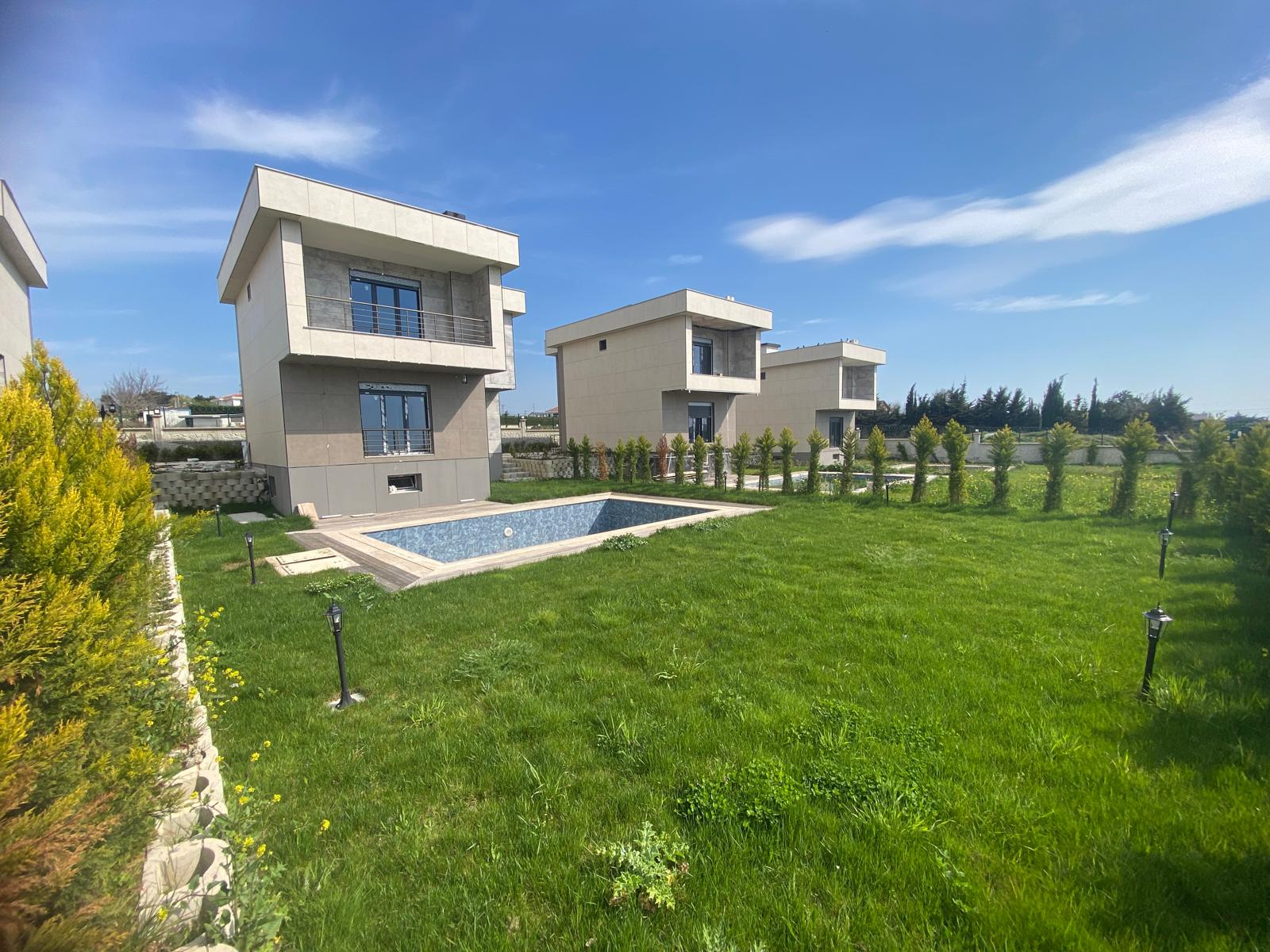 Bankadan Satılık Villa