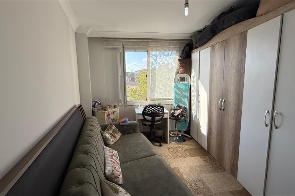 Kemerburgaz'da Kiralık Merkezi Konum 2+1 Daire