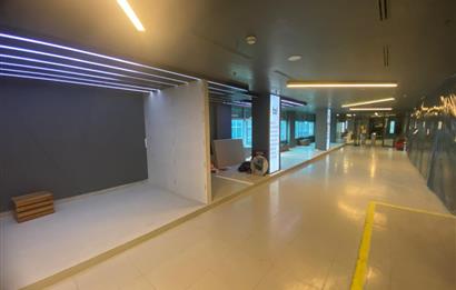 Bankadan Satılık Spor Salonu Kiracılı AVM Katı