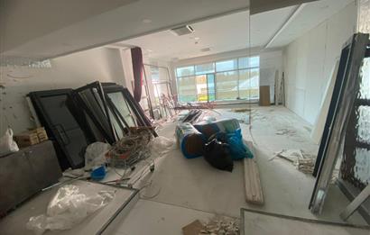 Bankadan Satılık Spor Salonu Kiracılı AVM Katı