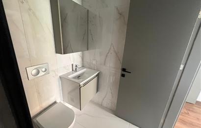 Gaziemir Ulka Beyaz Sitesi Kiralık 3+1 Bahçeli Daire