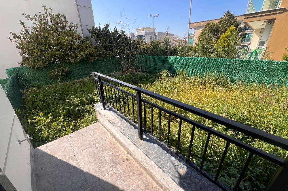 Gaziemir Ulka Beyaz Sitesi Kiralık 3+1 Bahçeli Daire