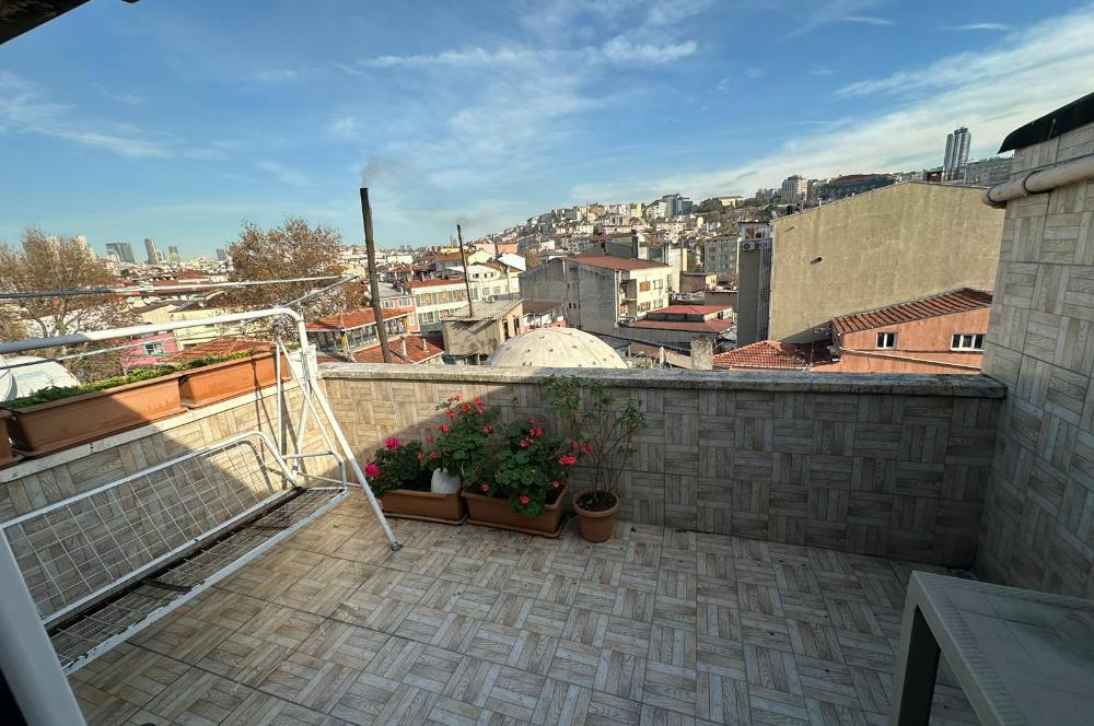 KASIMPAŞA'NIN MERKEZİNDE | İSKELEYE 5 DK, A'DAN Z'YE DONANIMLI VE TERASLI DUBLEKS