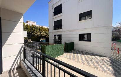 Gaziemir Ulka Beyaz Sitesi Kiralık 3+1 Bahçeli Daire