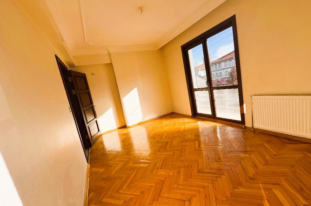 SOKULLU CADDESİNDE KİRALIK 3+1 DAİRE