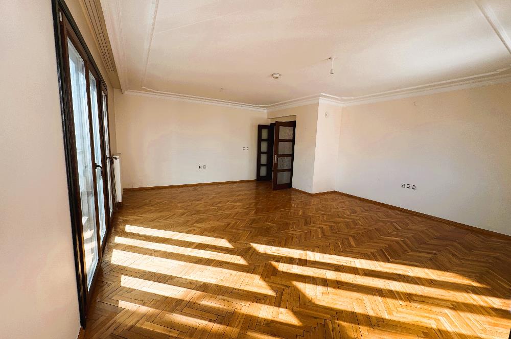 SOKULLU CADDESİNDE KİRALIK 3+1 DAİRE