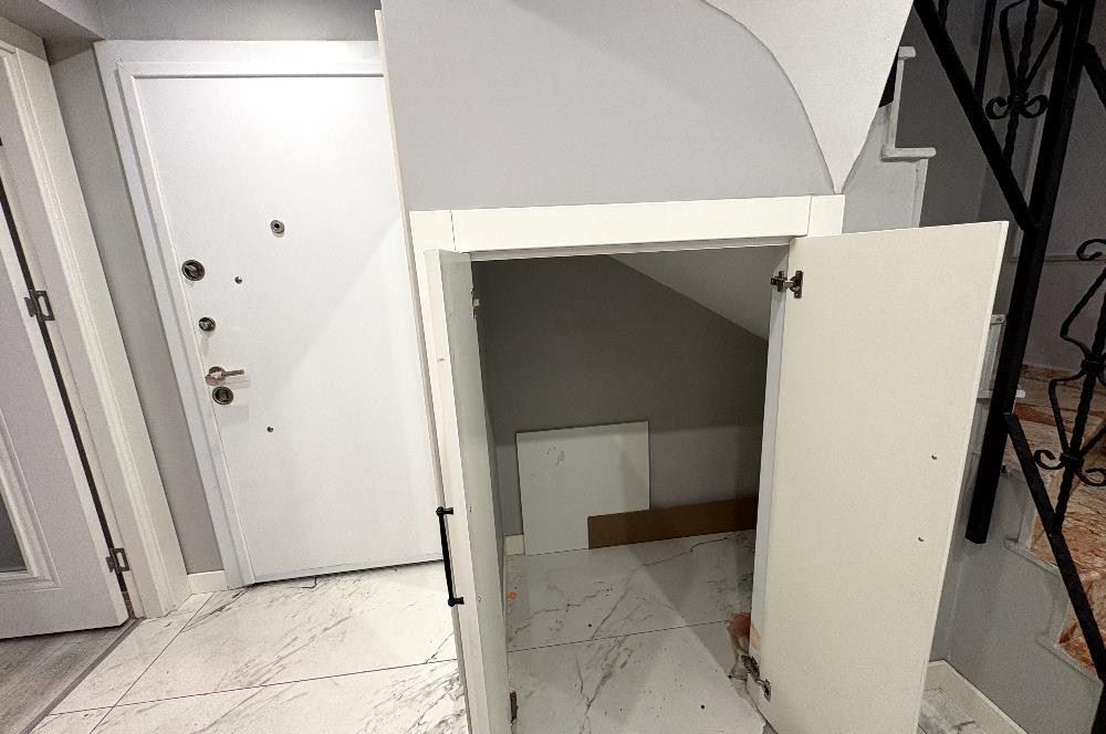 KARŞIYAKA GİRNE BULVARINA YAKIN GENİŞ 4+1 KİRALIK DUBLEKS DAİRE